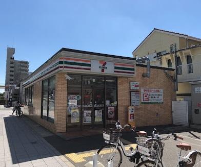コンビニ　セブンイレブン 大阪春日出中1丁目店（コンビニ）まで920m