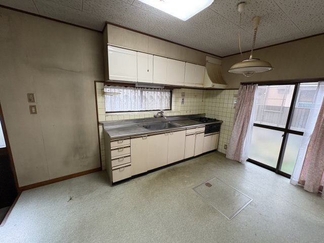 西畑DIY戸建のキッチン写真