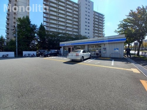 コンビニ　ローソン 堺高倉台店（コンビニ）まで456m
