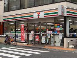 コンビニ　セブンイレブン 新宿筑土八幡町店（コンビニ）まで62m