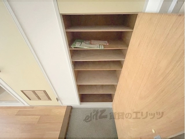 収納　下駄箱