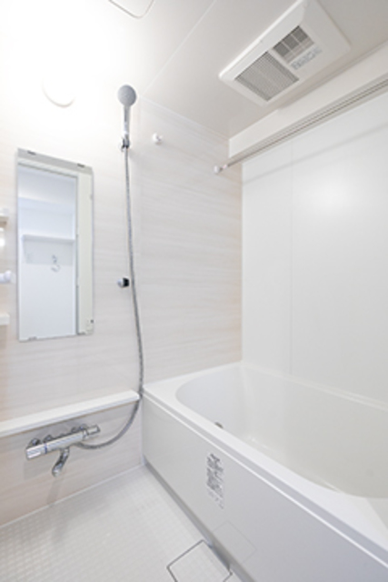 バス・シャワールーム　※写真は同タイプ住戸です。