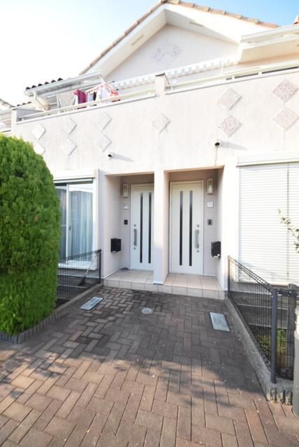 エントランス　★お部屋探しは株式会社タウンハウジング東京まで★