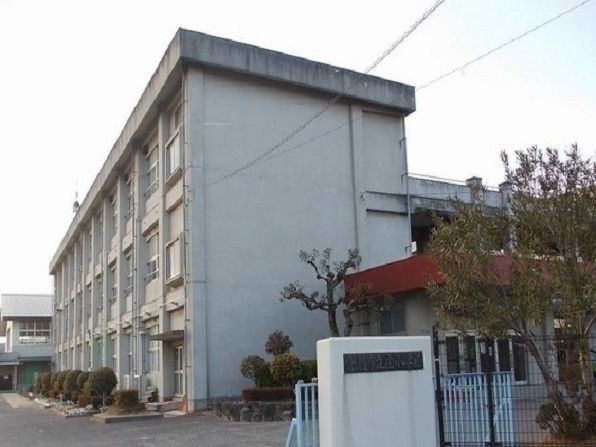 小学校　倉敷市立庄小学校（小学校）まで450m