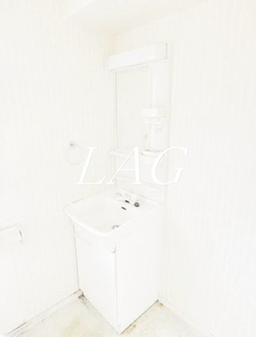 洗面設備　独立洗面台です。