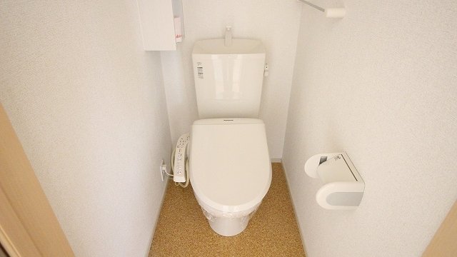 トイレ　シンプルで使いやすいトイレです
