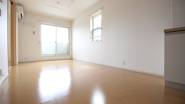 居室・リビング　ゆったりとした居間です