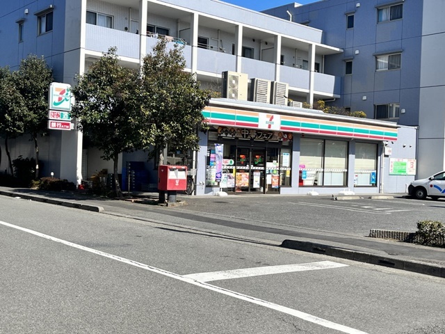 コンビニ　セブンイレブン矢野口中央店（コンビニ）まで777m