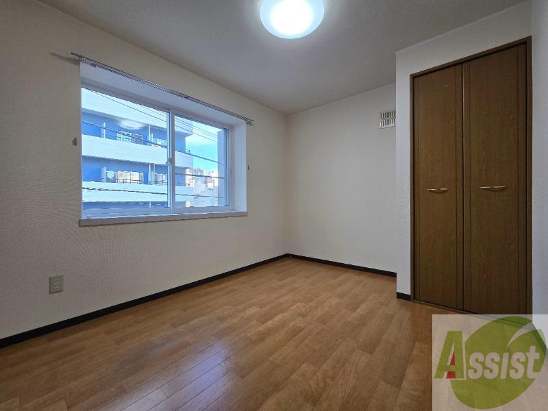 その他部屋・スペース　明るいお部屋は気持ちよく過ごせそうですね。