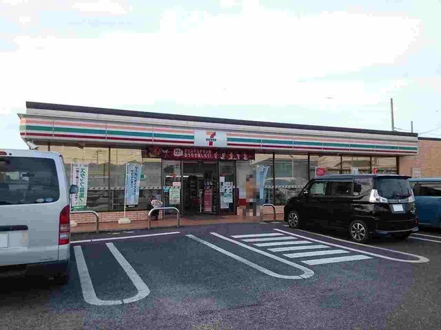 コンビニ　セブンイレブン木更津請西南店（コンビニ）まで550m