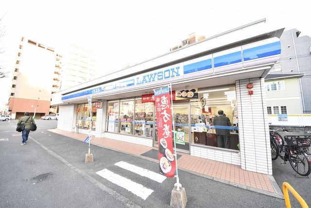 コンビニ　ローソン比恵町店（コンビニ）まで545m