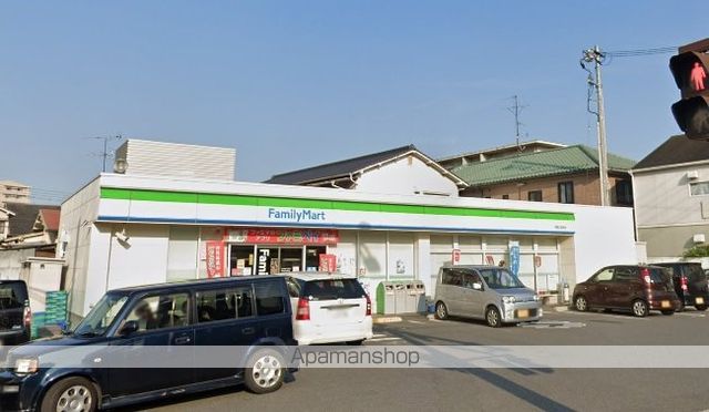 コンビニ　ファミリーマート（コンビニ）まで1078m
