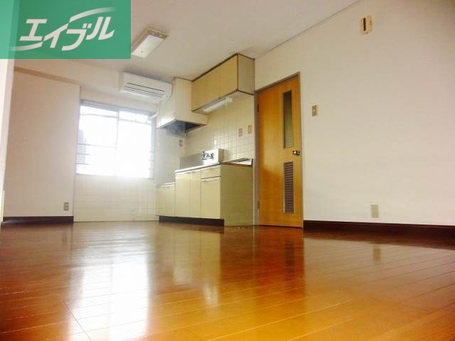 3LDK Mansion in Kita-ku, Okayama, Okayama
