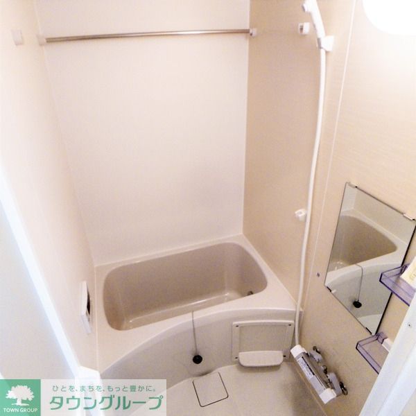 バス・シャワールーム　同物件別部屋写真