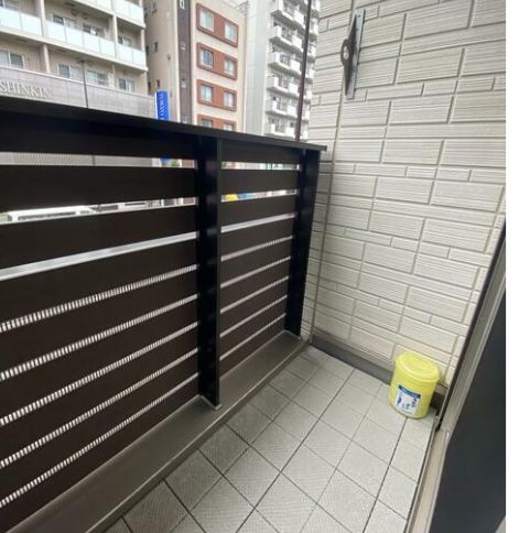バルコニー　陽当たり良好なバルコニーです
