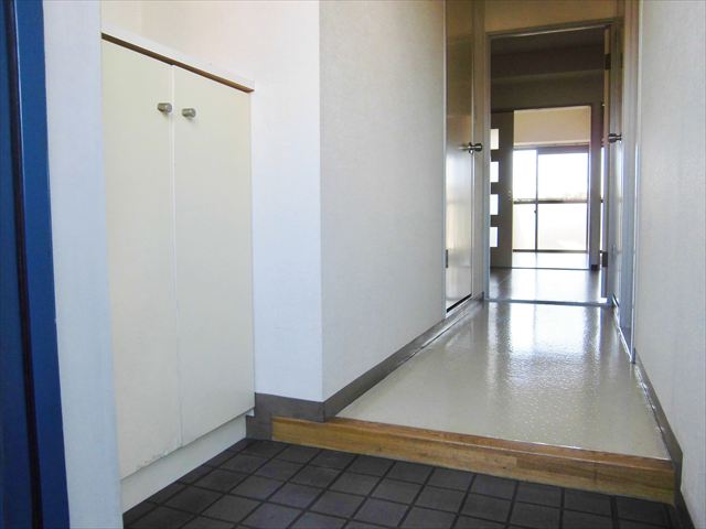 サンホワイト富士見が丘の玄関写真