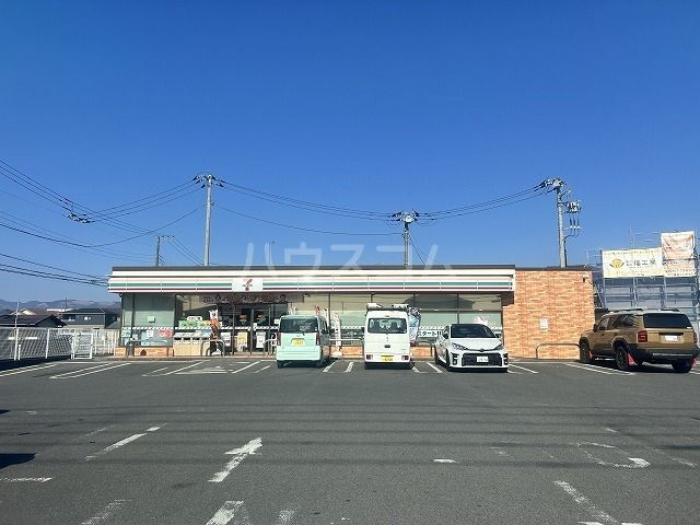 コンビニ　セブンイレブン 小田原栢山店（コンビニ）まで598m