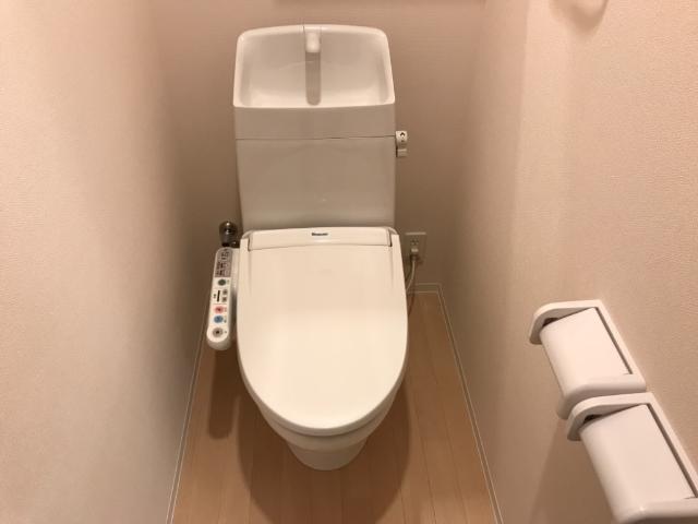 トイレ　シャワー付トイレ