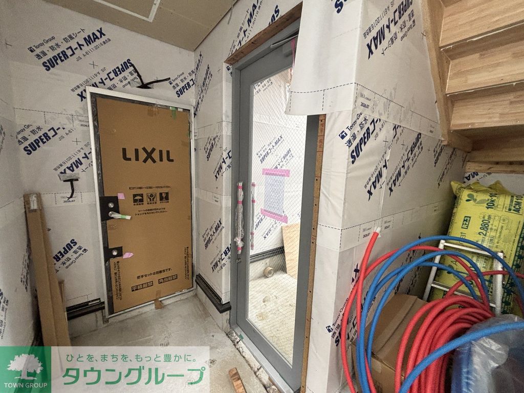 玄関　バルコニー