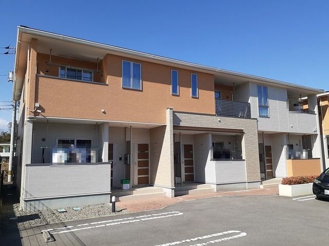 建物外観　落ち着いた雰囲気の外観です
