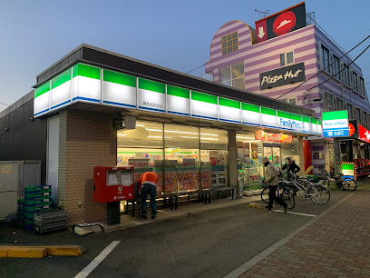 コンビニ　ファミリーマート 練馬高野台店（コンビニ）まで1265m