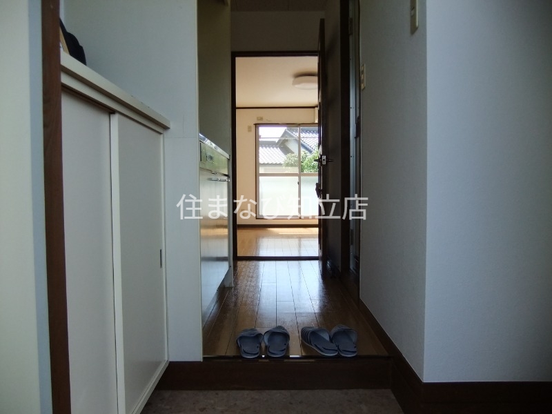 玄関　同型別部屋写真