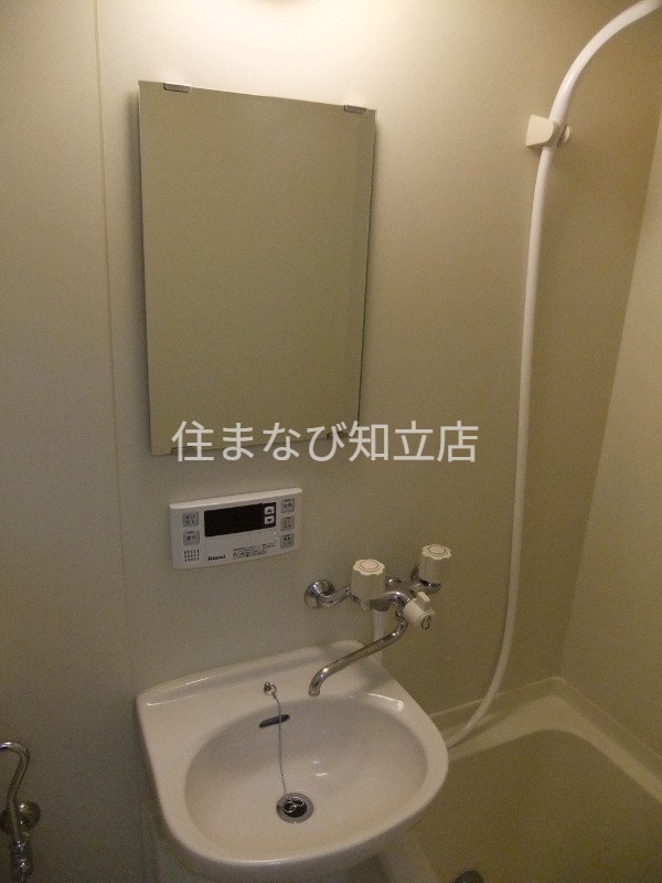 洗面設備　同型別部屋写真