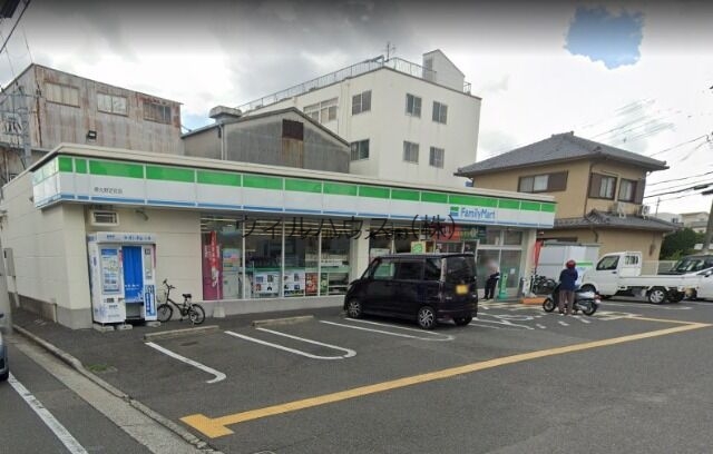 コンビニ　ファミリーマート堺大野芝町店（コンビニ）まで725m