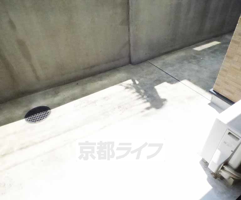 バルコニー　バルコニーからの室外風景です。