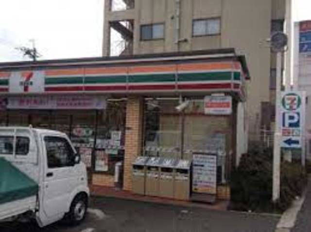 コンビニ　セブンイレブン寝屋川仁和寺町店（コンビニ）まで421m