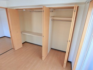収納　同タイプ内観です