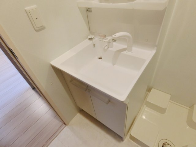 洗面設備　同仕様