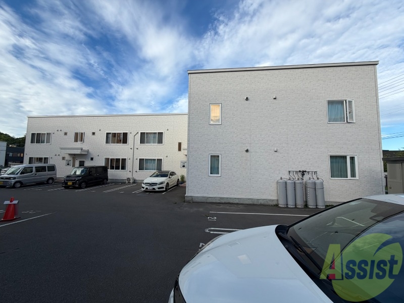 建物外観　札幌市西区西野四条「タウンハウス西野弐番館」
