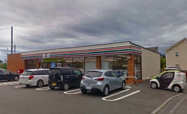 コンビニ　セブンイレブン伊勢崎波志江町店（コンビニ）まで800m