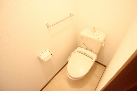 トイレ　※別部屋の写真です