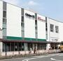 ショッピングセンター　小田急マルシェ伊勢原（ショッピングセンター）まで498m