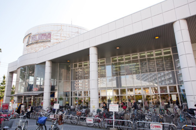 スーパー　SUPER　MARKET　Tajima王子店（スーパー）まで636m