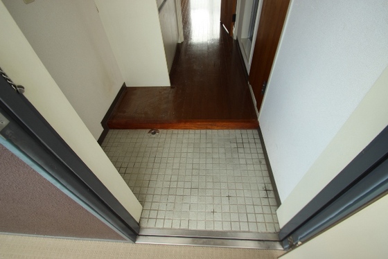 玄関　※別部屋の写真です
