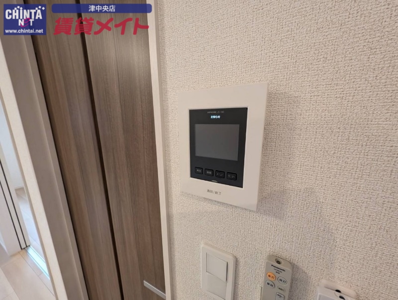 セキュリティ　同型参考写真