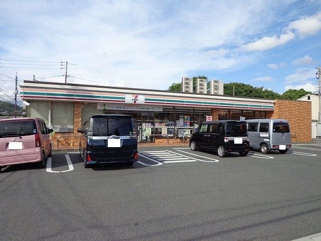 コンビニ　セブンイレブン周南政所店（コンビニ）まで750m
