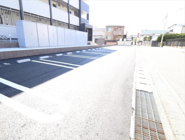 ファーブラウのその他写真