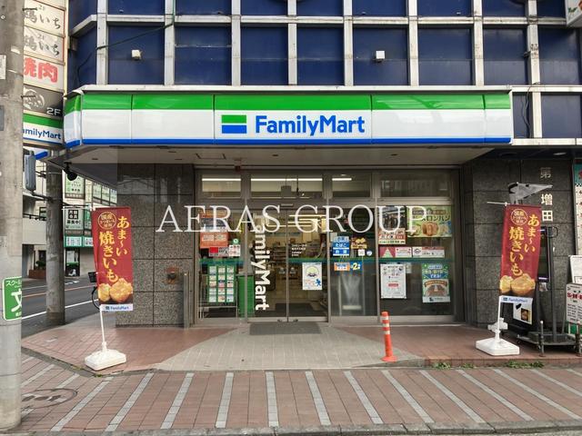 コンビニ　ファミリーマート 横浜天王町店（コンビニ）まで63m
