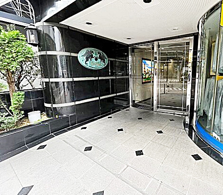 グリフィン新横浜・アリーナ前の外観写真