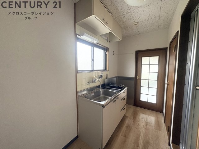 キッチン　壁付けキッチンでスペースを有効活用できます！