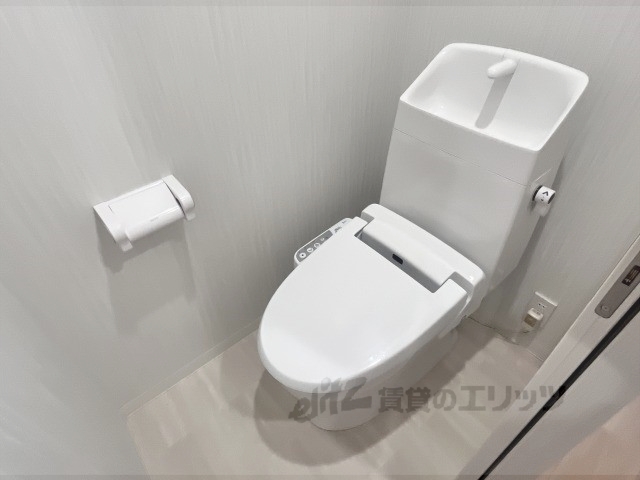 AILE南塚口2のトイレ写真
