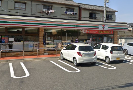 コンビニ　セブンイレブン名古屋神村町2丁目店（コンビニ）まで220m