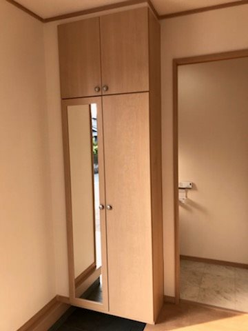 入野町平屋借家の玄関写真