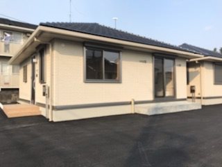 入野町平屋借家の外観写真