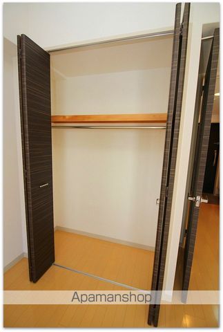 地下鉄御堂筋線 心斎橋駅 徒歩8分 11階建 築20年の内装写真