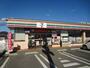コンビニ　セブンイレブン（コンビニ）まで992m